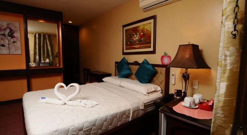Big Apple Hotel