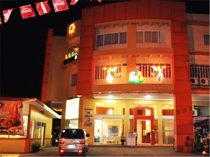 Sunflower Hotel