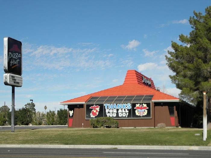 Pizza Hut 29 Palms