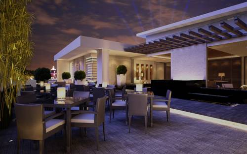 AVENUE SUITES HOTEL