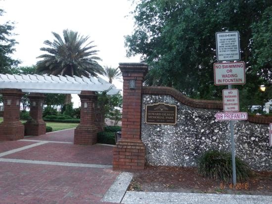 Howard Gilman Waterfront Park