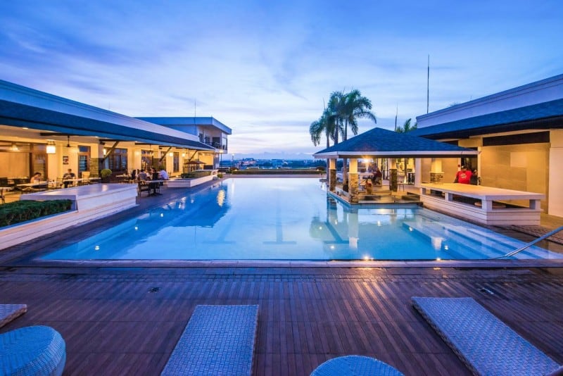 L'Fisher Hotel