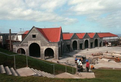 LAJES COMMISSARY