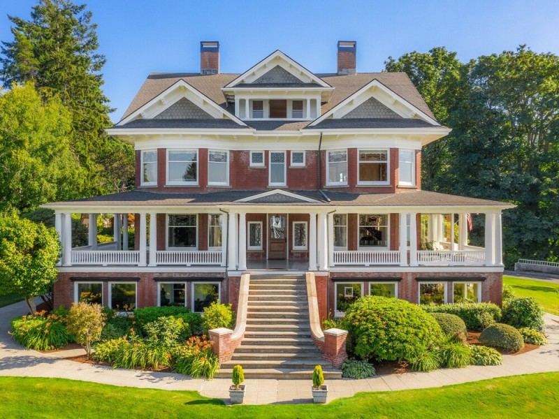 The Rucker Mansion - Everett