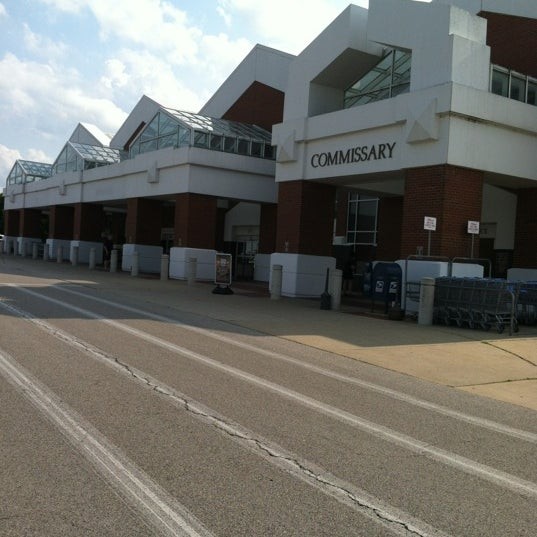 COMMISSARY- Scott AFB