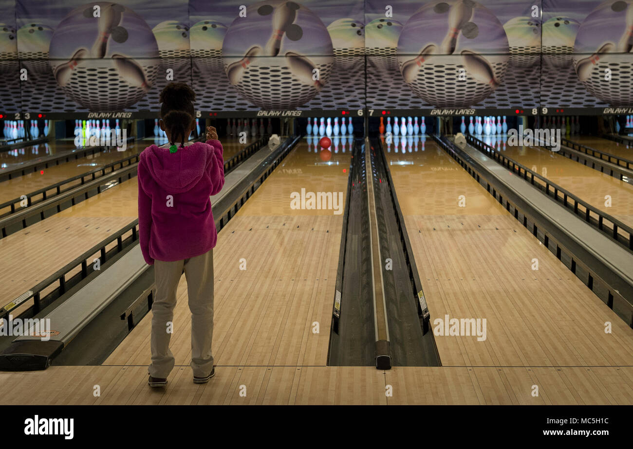 Altus AFB - Galaxy Bowling Lanes