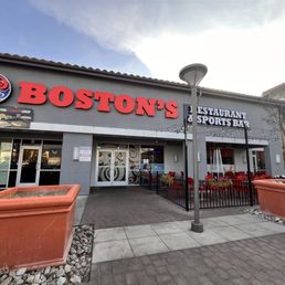 Boston's Restaurant & Sports Bar