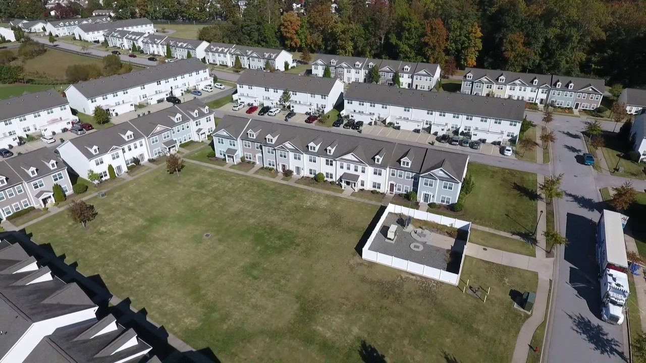 Fort Eustis Unaccompanied Housing / Barracks