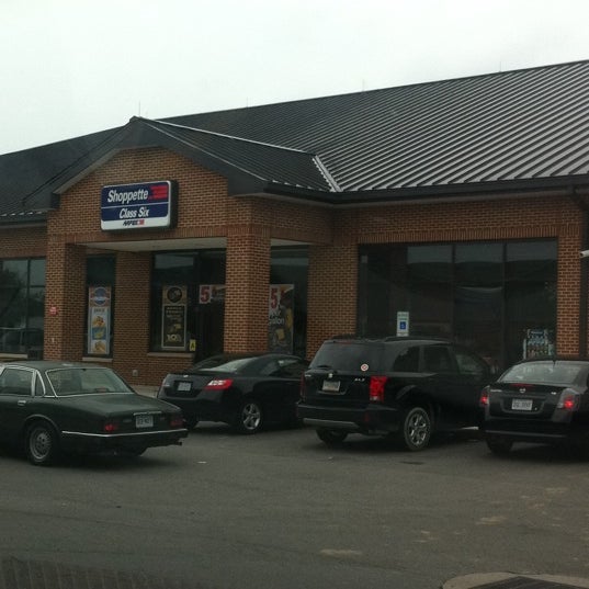 Fort Lee Class Six Package Store