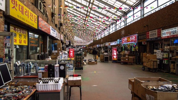 Flea Markets - Daito Shopping Center Flea Market