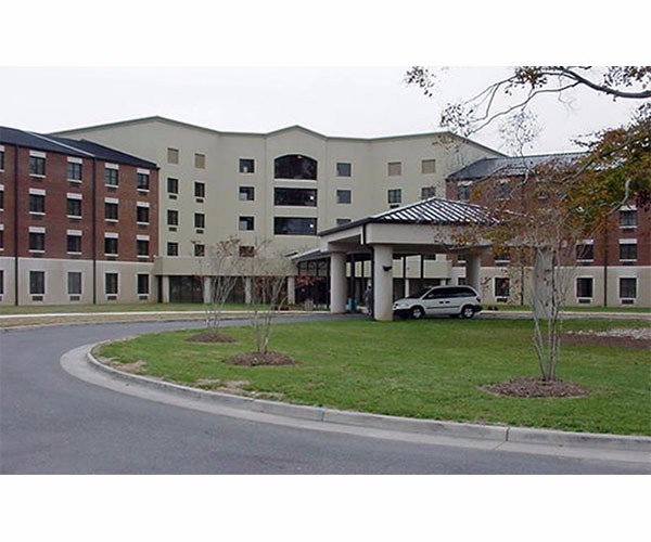 General Smalls Inn- Joint Base Langley-Eustis