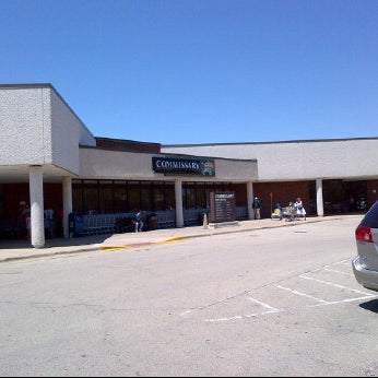 Great Lakes NS Commissary