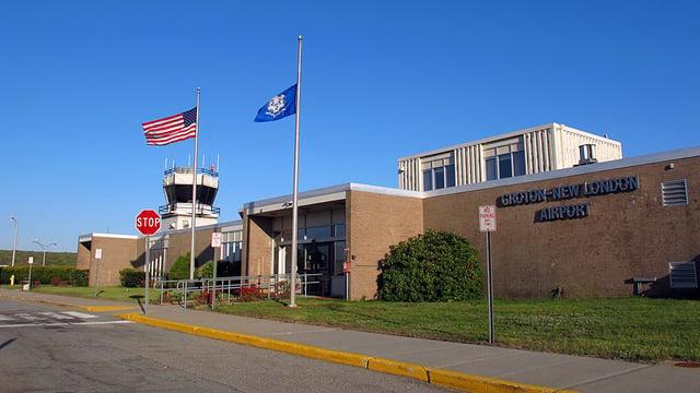 Groton - New London Airport