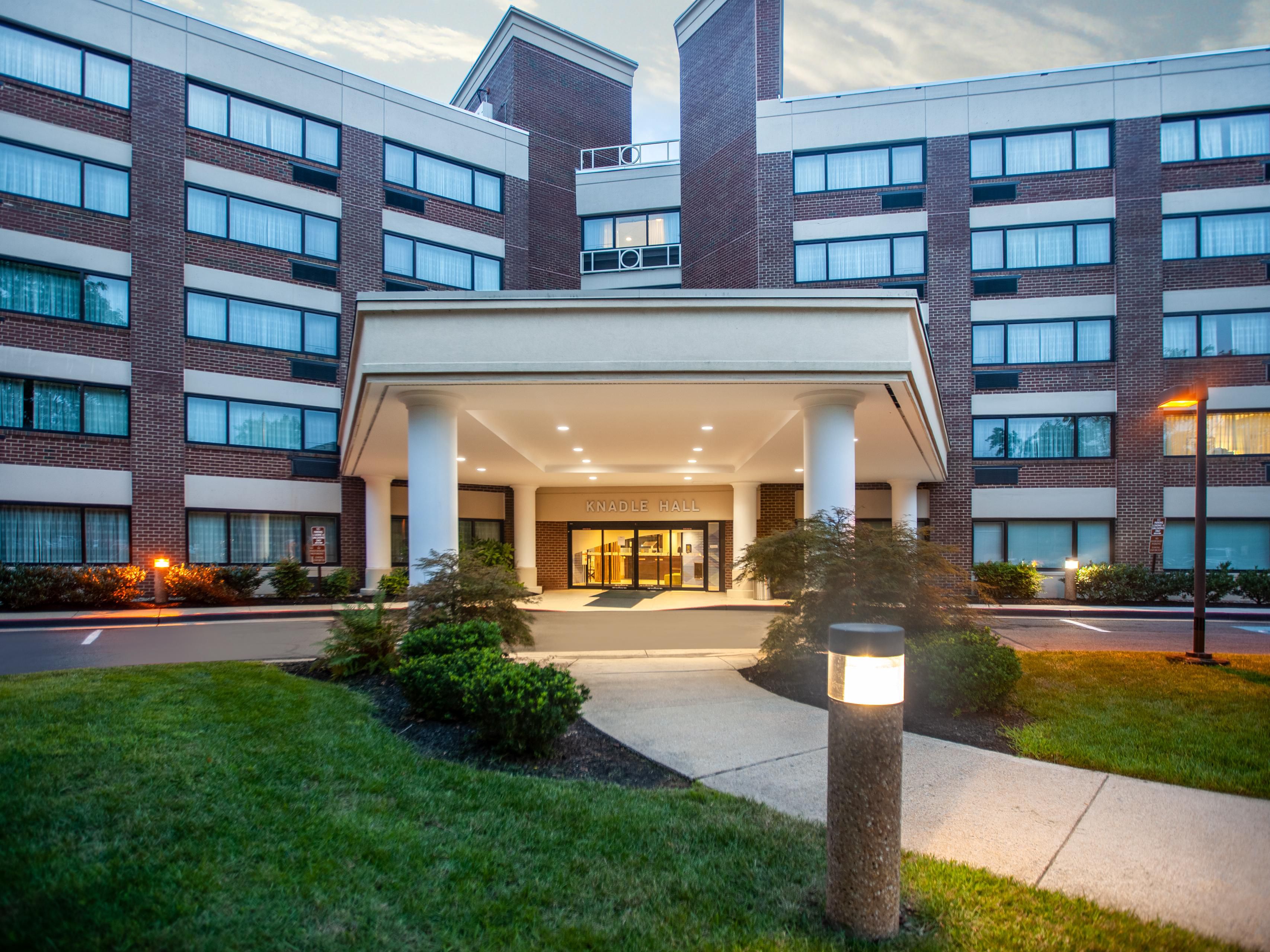 Holiday Inn Express Knadle Hall- Fort Belvoir