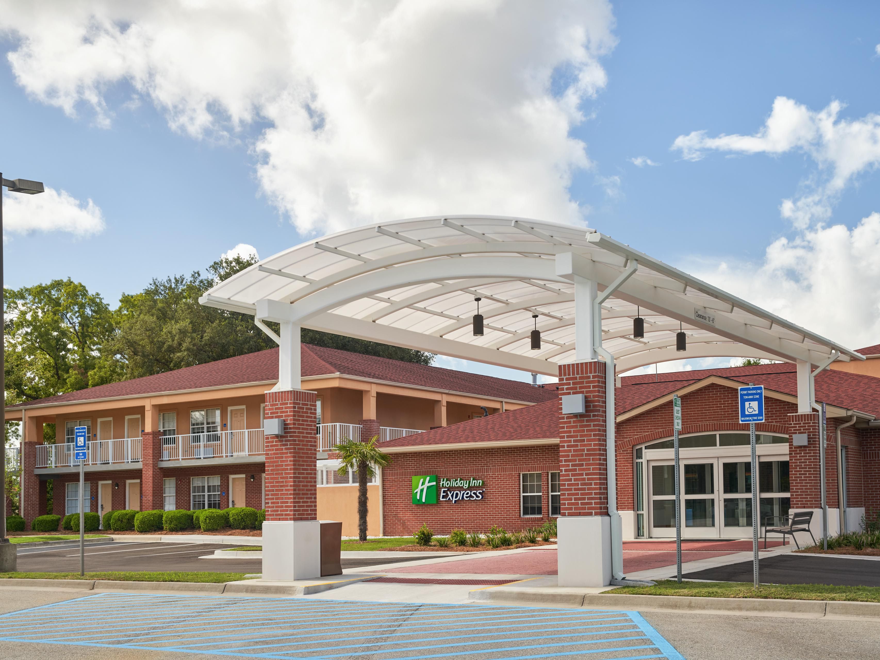 Holiday Inn Express Savannah