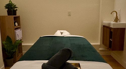Lily Spa Massage