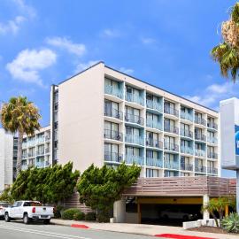 Best Western Plus Point Loma