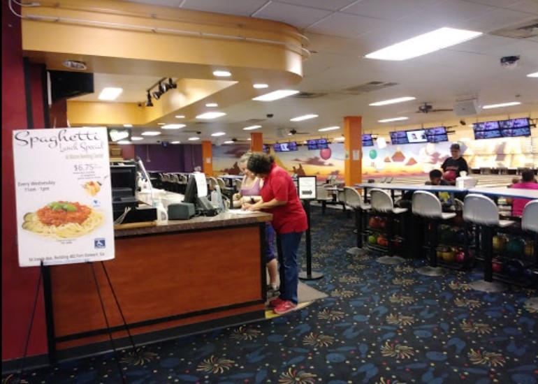 Strike Zone Snack Bar - Fort Stewart