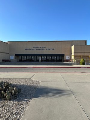 Stout Physical Fitness Center - Fort Bliss