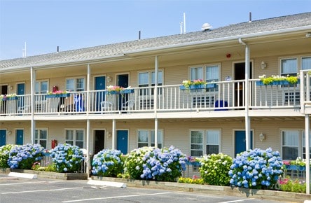 Pier 7 Condominiums