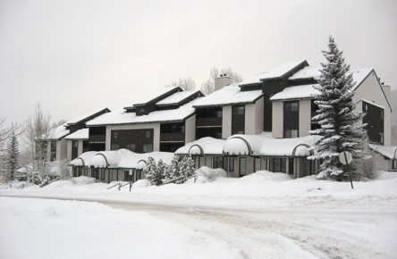 Goldenwoods Condominiums at Powderhorn Resort