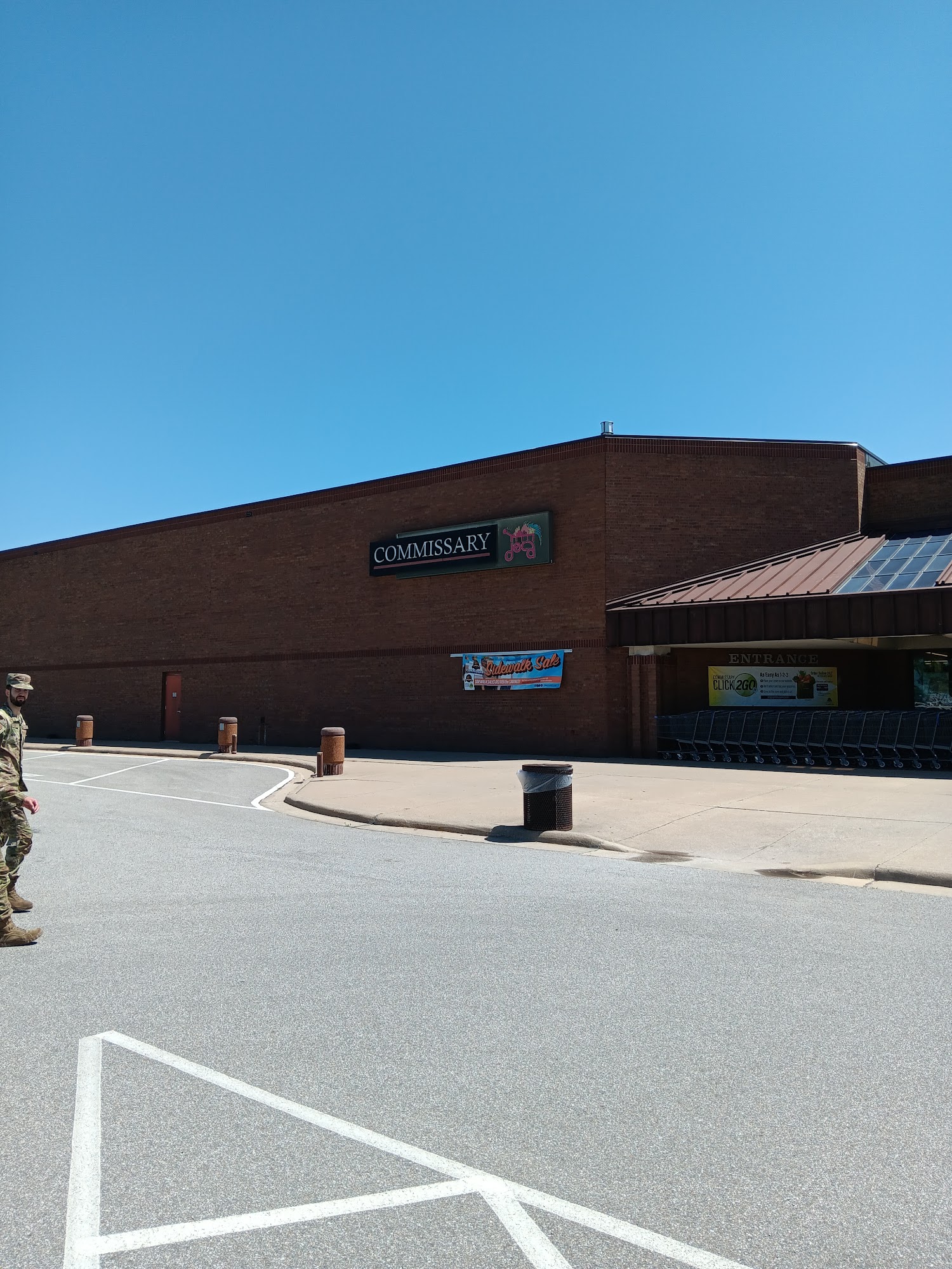 WHITEMAN AFB COMMISSARY