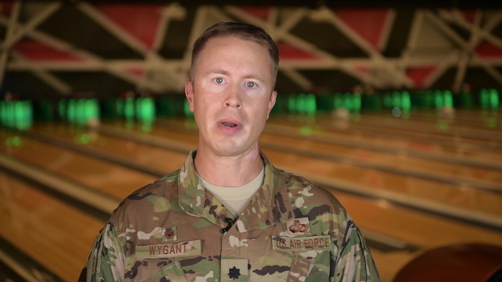 Whiteman AFB - Stars &amp; Strikes Bowling Center